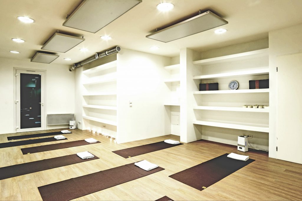 studio hot yoga ivry - paris - cours de yoga - centre yoga
