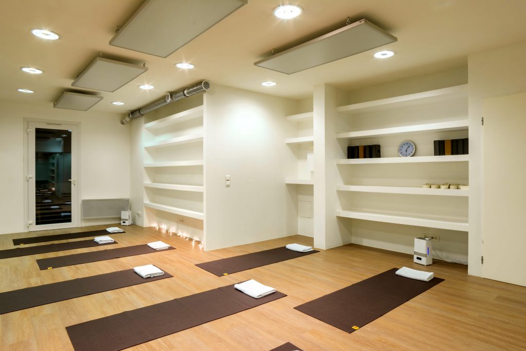 studio hot yoga ivry - paris - cours de yoga - centre yoga